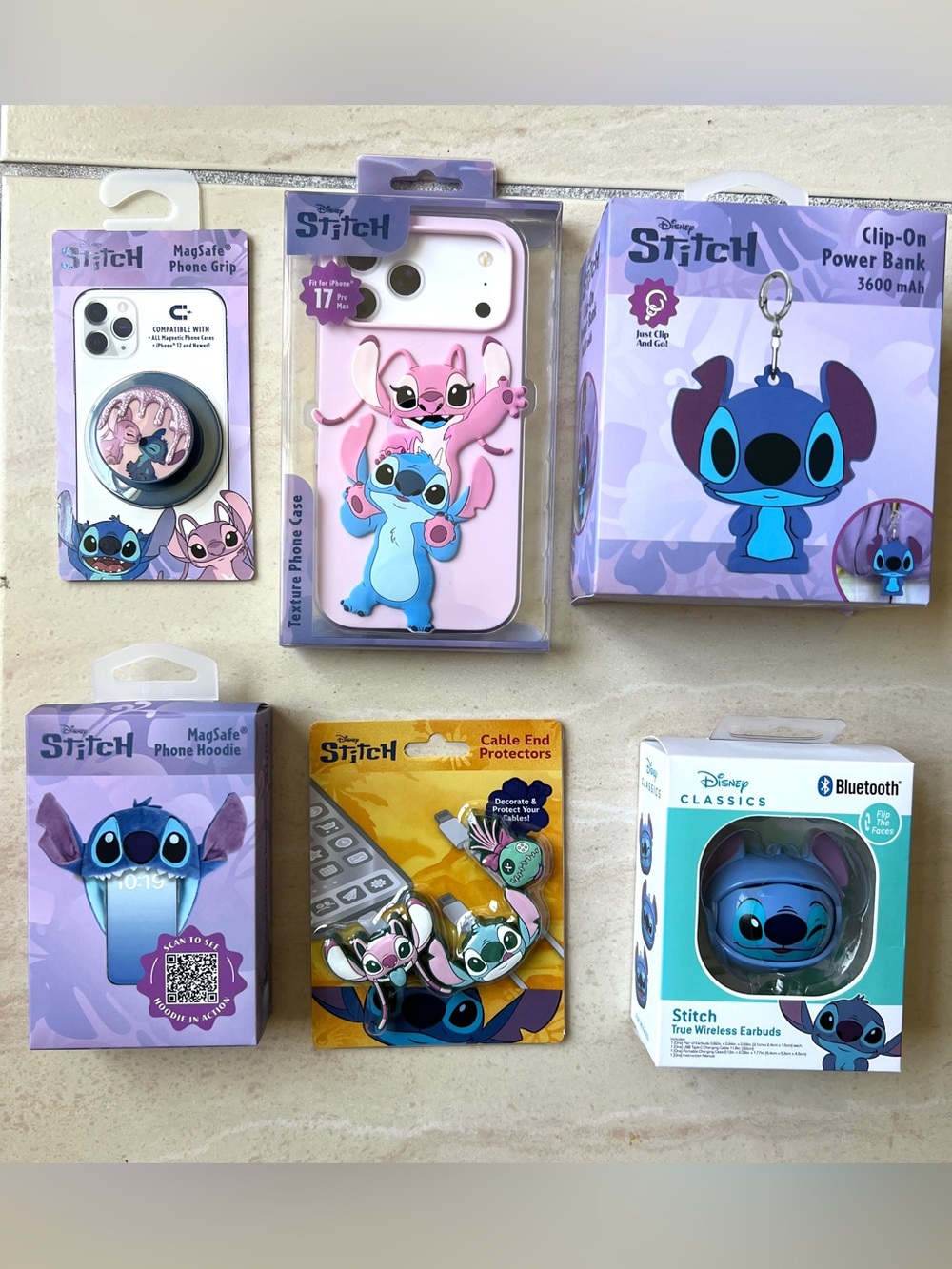 Disney Stitch 6-Piece Tech Bundle and Accessories-IPhone 17 Pro Max